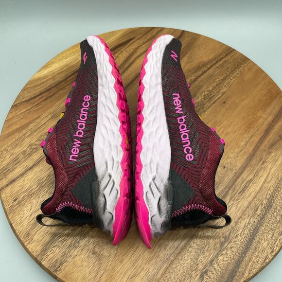 New Balance Fresh Foam Hierro v6 Shoes Womens Size 7.5 B Red Pink Trail Running - Picture 6 of 8